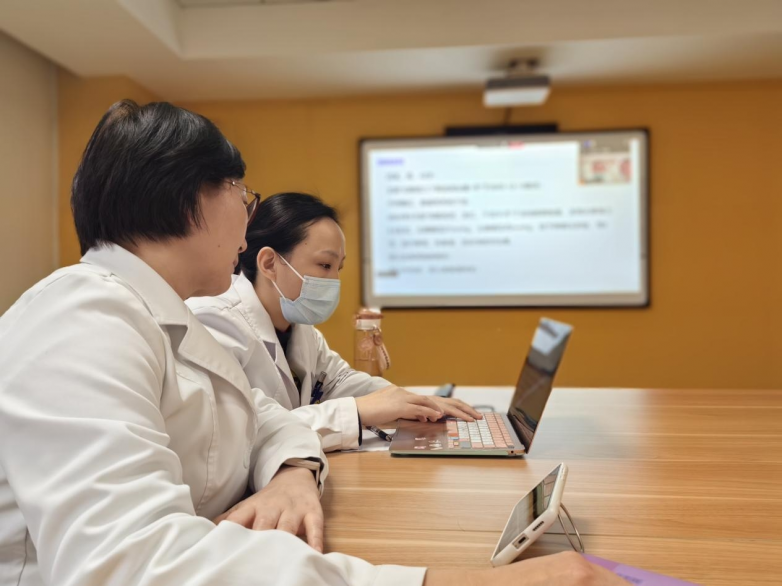 “爱尔远程会诊,让我不用再去北京奔波求医”(图2) “爱尔远程会诊,让我不用再去北京奔波求医”(图2)