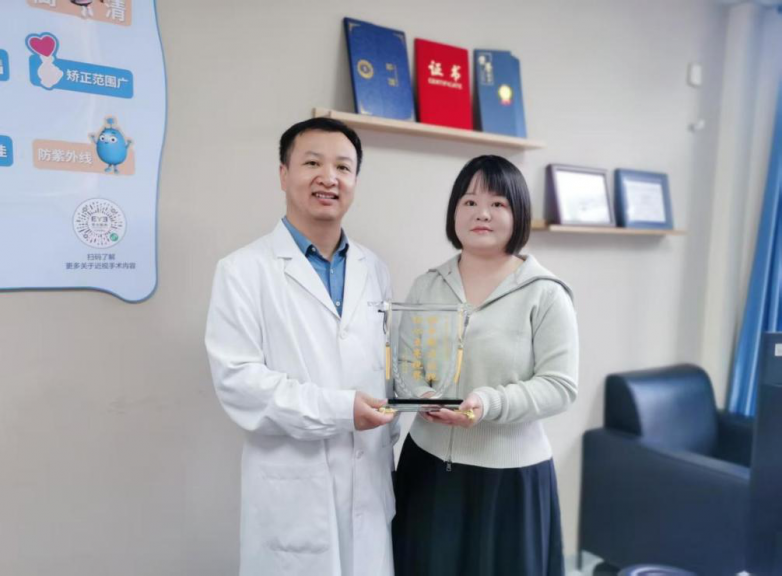 兰晓文:扎根非公医疗的光明使者(图4) 兰晓文:扎根非公医疗的光明使者(图4)